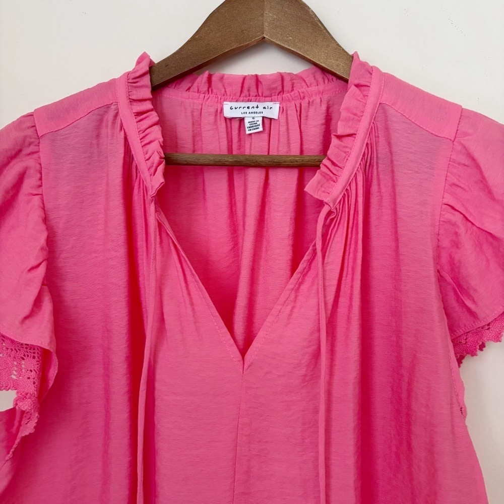 Current Air Pink Crochet Trim Ruffle Neck Blouse Small - Picture 3 of 8